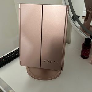 Vanity stand mirror with lights